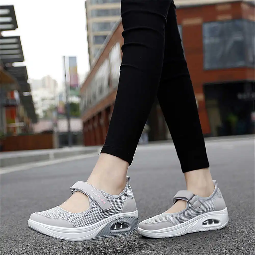Men Formal Wear Ideas - 36-41 Demi-season Colored Sneakers Walking Skates