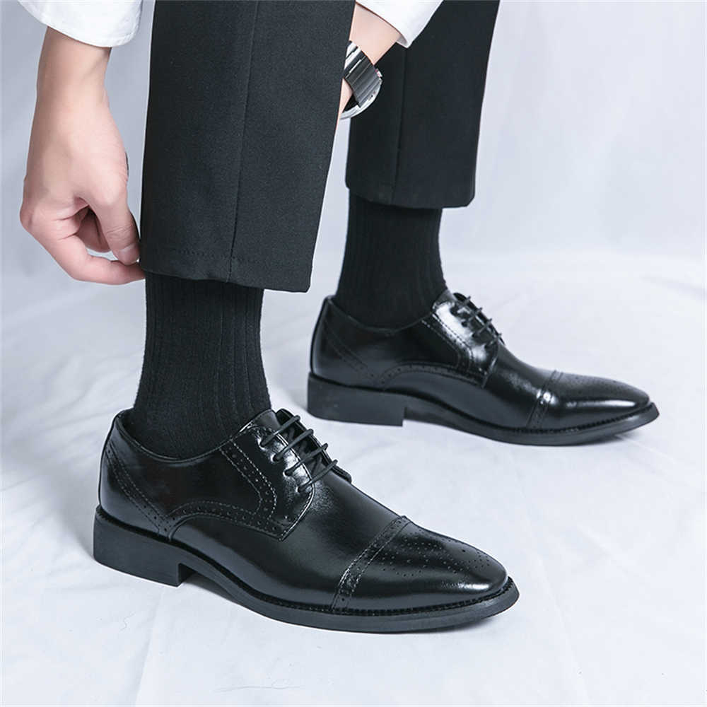Number 44 Semi-formal Running  - Men Formal Wear With Sneakers 评论和价格